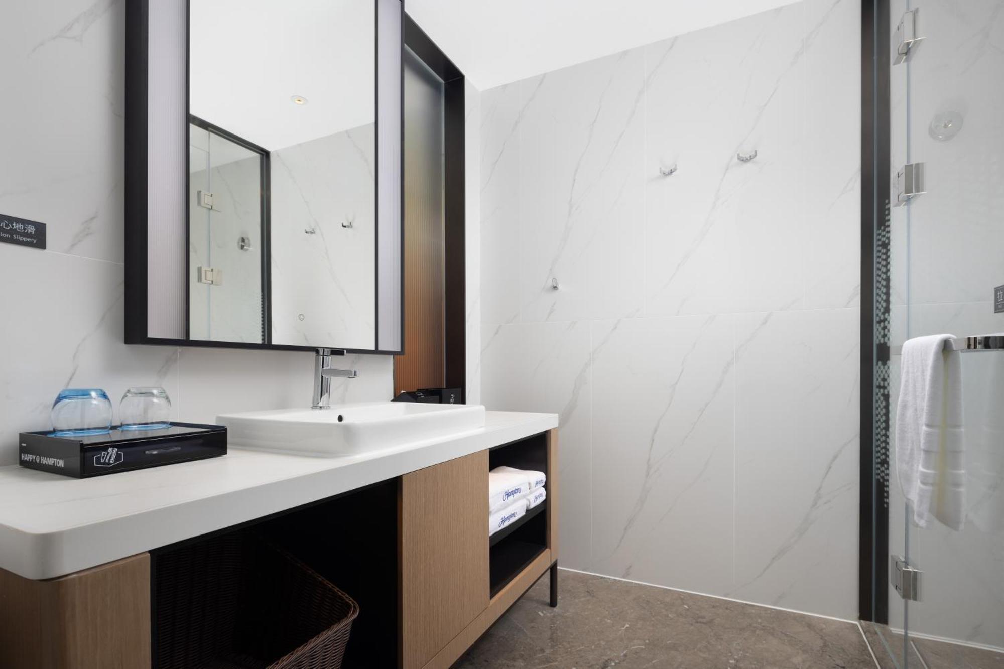 Hampton By Hilton Shenzhen Futian Huaqiangbei Ξενοδοχείο Εξωτερικό φωτογραφία